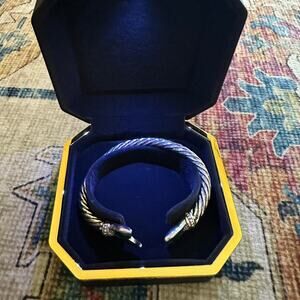 Sterling silver cable bracelet